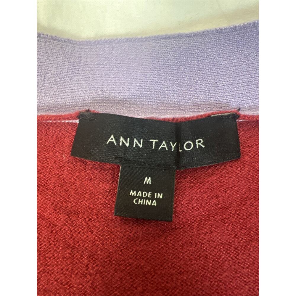 Ann Taylor Pocket V Neck Cropped Cardigan - Picture 7 of 8